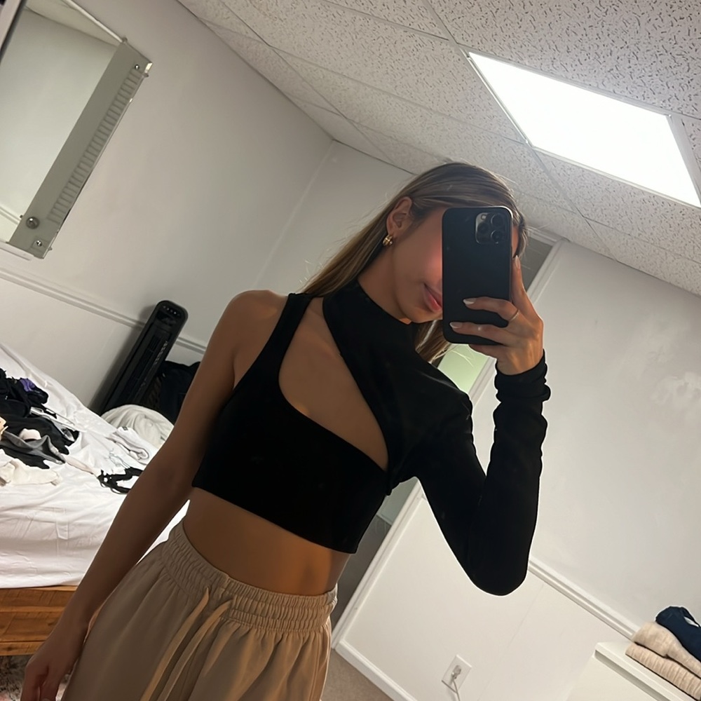 Edikted Black Crop Top